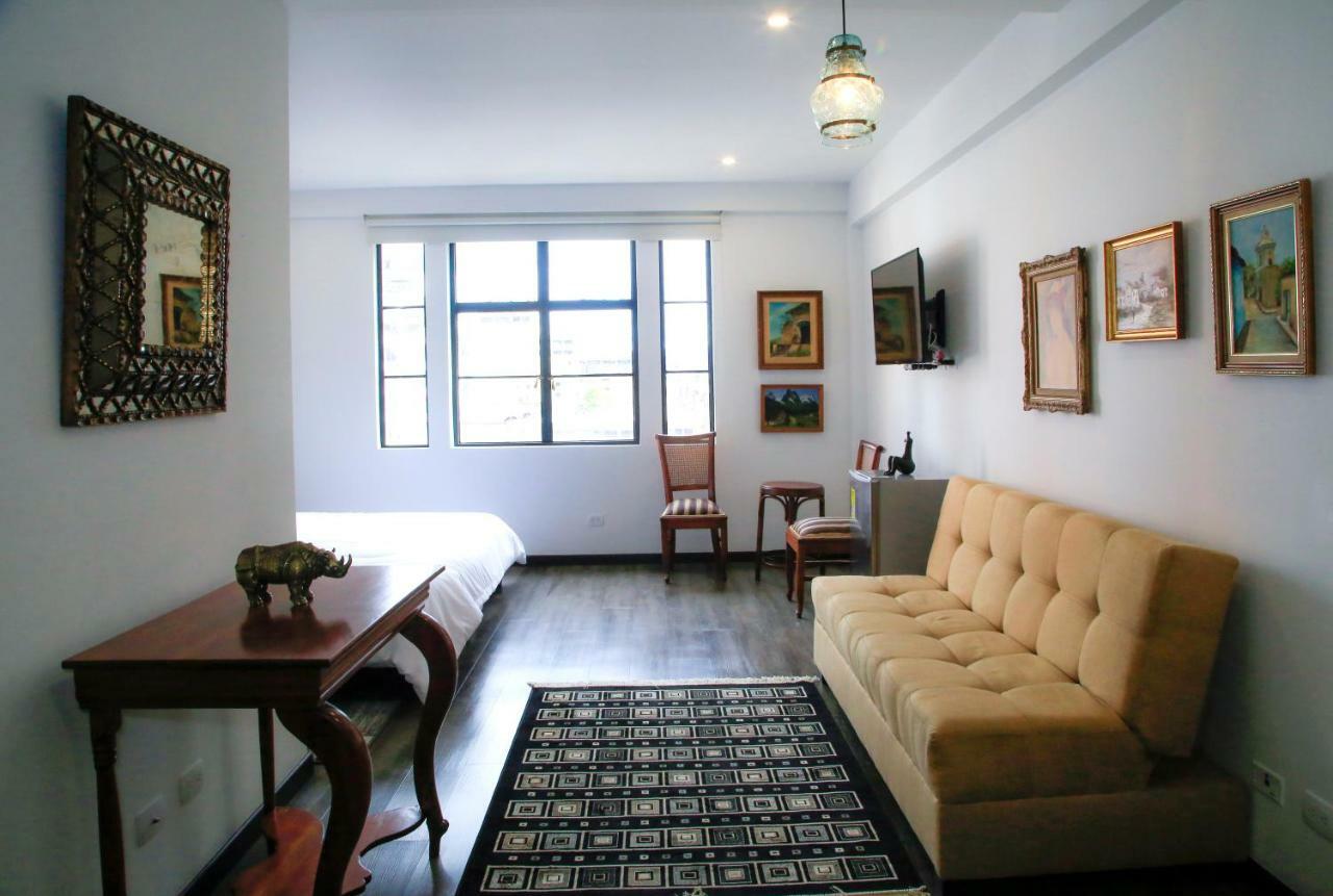 Hotel Museo San Moritz Bogotá Esterno foto
